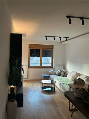 ZELENA AVENIJA  3.0  Lux apartman+oprema+ garaža 