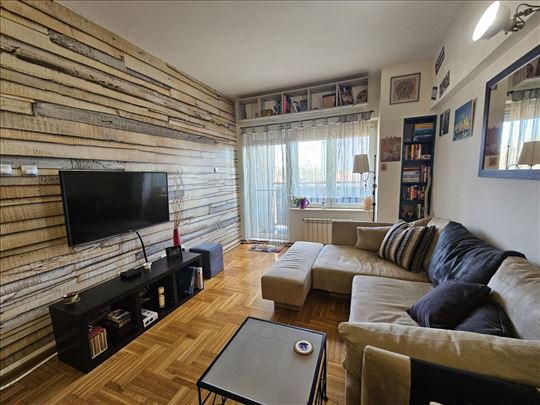 1,5; 50m2; Zemun; Meandri; CG; sa nameštajem