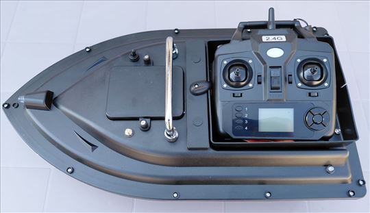 Brodic Camac za prihranu Ribe SA GPS NOOV