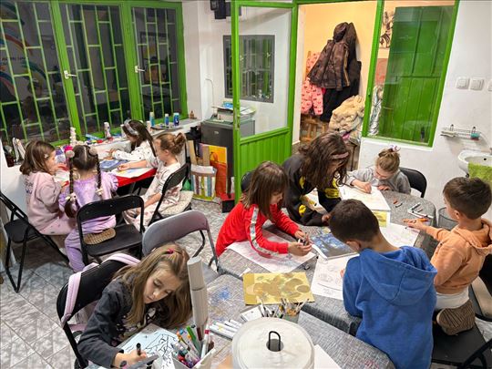 Crtanje, slikanje, vajanje za decu i mlade, Zemun