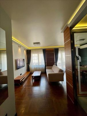 Dvosoban lux stan,garaza,novogradnja