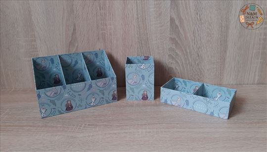 Frozen set organizatora Novo