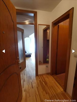 Garsonjera kod Merkura