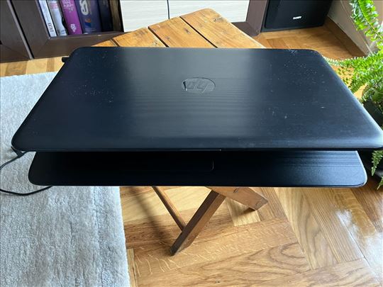 hp 15 amdA6/8gb/1TB Win11