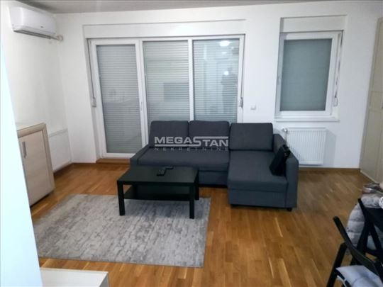 Nov, kompletno opremljen