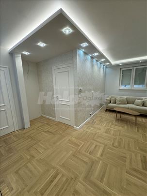 Poslovni  prostor  (polunamesten) 