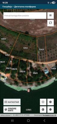 Prodaje se plac na Gružanskom jezeru