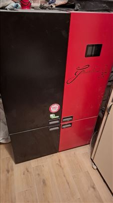 Prodajem pec na pelat alfa plam 37kw