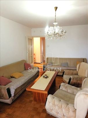 Stan na odličnoj lokaciji