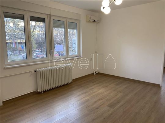 Stan,Novi Sad,Centar,kv: 57.00, € 160000