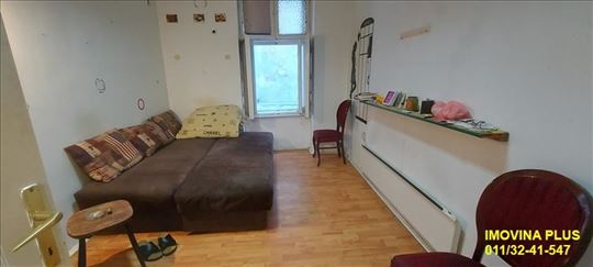 Stari Grad, Trg Republike - Braće Jugovića, 30m2