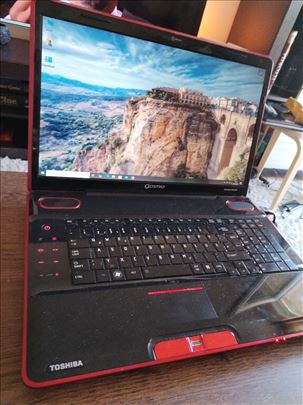 Toshiba Qosmio X500 18.5inca/i7/16gb
