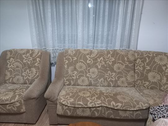 Ugaona garnitura sa foteljom