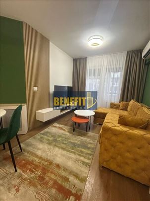 Zemona - 1.0 stan sa garažnim mestom