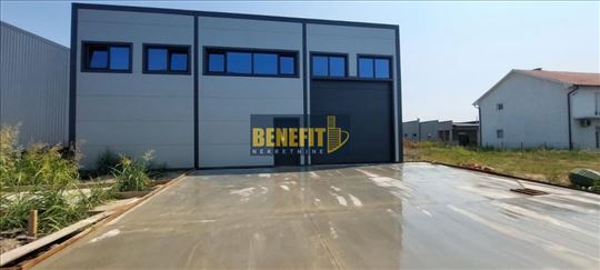 Zemun, Batajnica, Ugrinovci, hala 225m2