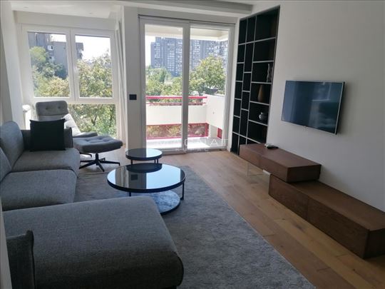 Blok 23-kod Arene, luksuzan trosoban ID#5455