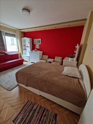 Centar 1.0 namešten od 01.02