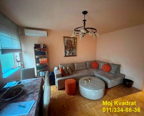 Čukarica, Banovo brdo - Ivice Devčića