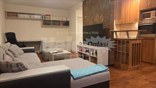 Funkcionalan namešten 2.0 u Bloku 21  