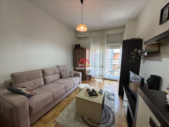 Garsonjera - 28m2 - Grbavica