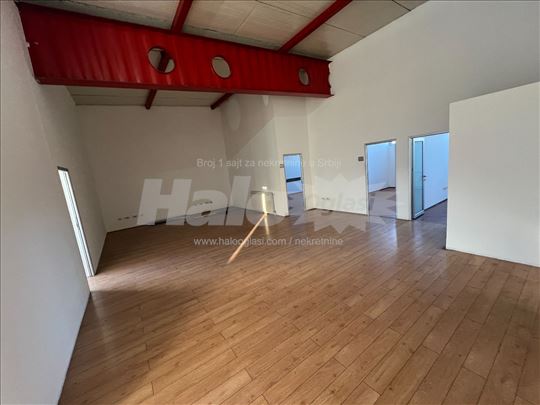 Izdaje se kancelarijski prostor Altina Zemun