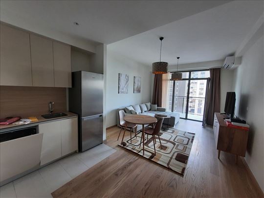 Izdaje se luksuzni stan u Beogradu na vodi sa pogl