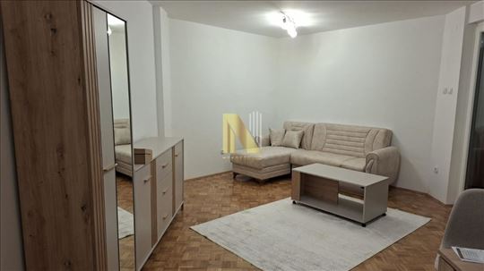 Izdavanje dvosobnog stana – Novo Naselje (Tozin so