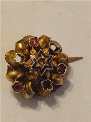 Jevrejska zlatna igla sa davidovom zvezdom