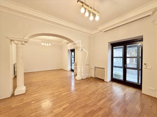 Kod Zvezdinog stadiona, 2 garaže, 5 nivoa ID#13633