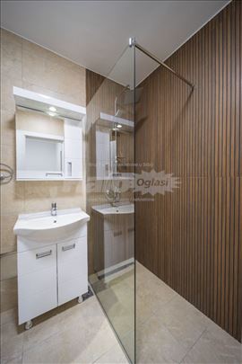 Lux 1,5 soban 46 m 2 sa spavacom sobom