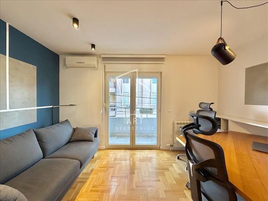 Lux sređen stan na sjajnoj lokaciji ID#13626