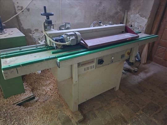 Na prodaju kantarica – masivna, precizna