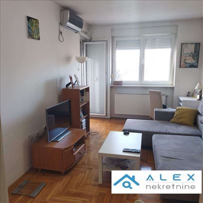 Odličan dvosoban stan na atraktivnoj lokaciji