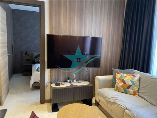 Prodaja 2,0 apartmana sa garažnim mestom WOODSIDE 