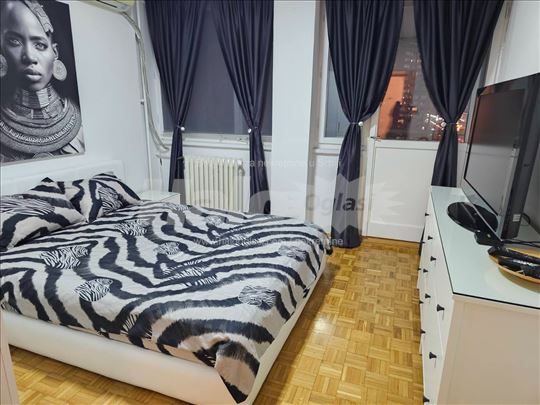 Stan sa pogledom na Ušće - 21. Blok, 62m2