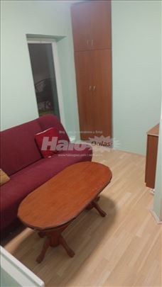 Stan u kuci sa zasebnim ulazom 2.0