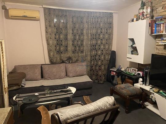 Tesla, Kralja Milana Obrenovića, 53m2