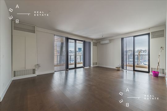 Vrhunski Penthouse - 5.0 - 2 garazna - Magnolija