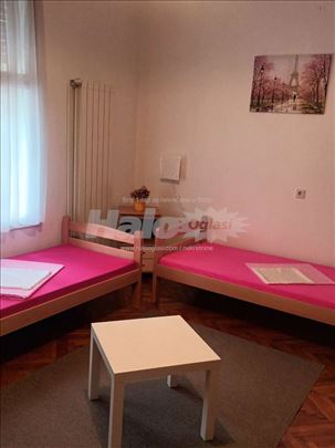 1soban stan u centru Bgda