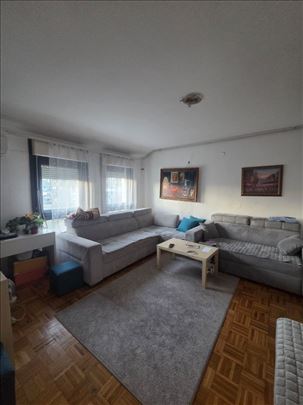 Banovo brdo stan na prodaju