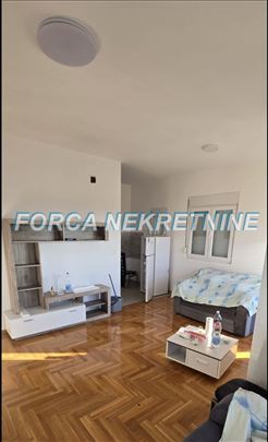 Borča, Branka Radičevića,45m2,T,