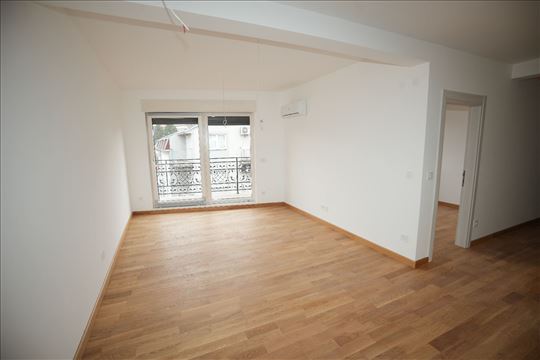 Extra lux stan u Sumicama-Bez provizije