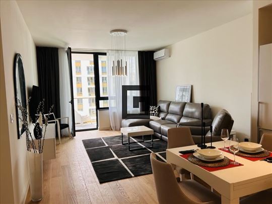 Fantastično opremljen 2.0-BW-sa garažom! ID#1880