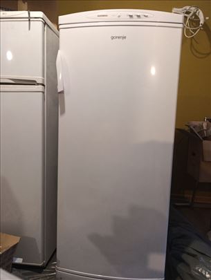 Gorenje vertikalni zamrzivač