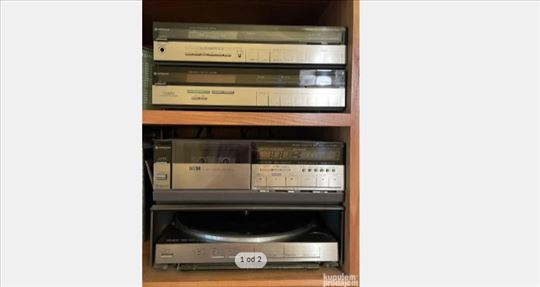 Hitachi HT - L5 Gramofon ( front loading )