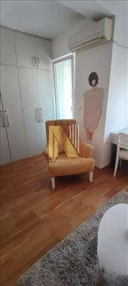 Izdaje se moderno opremljena garsonjera – Nova Det