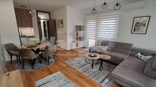Izdaje se nov, namešten stan - Batajnica 58m2