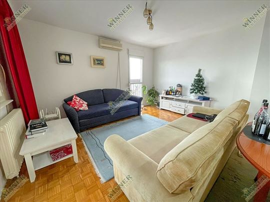 Izdavanje Stan Zemun Prvomajska 72m2, 3.0, nameste