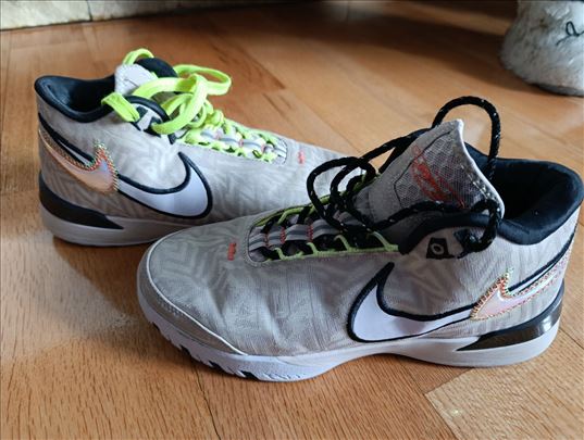 Lebron košarkaške patike - original