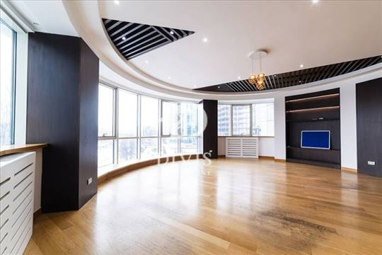 Luksuzan 5.0 stan kod Sava centra, 195m2, garaža